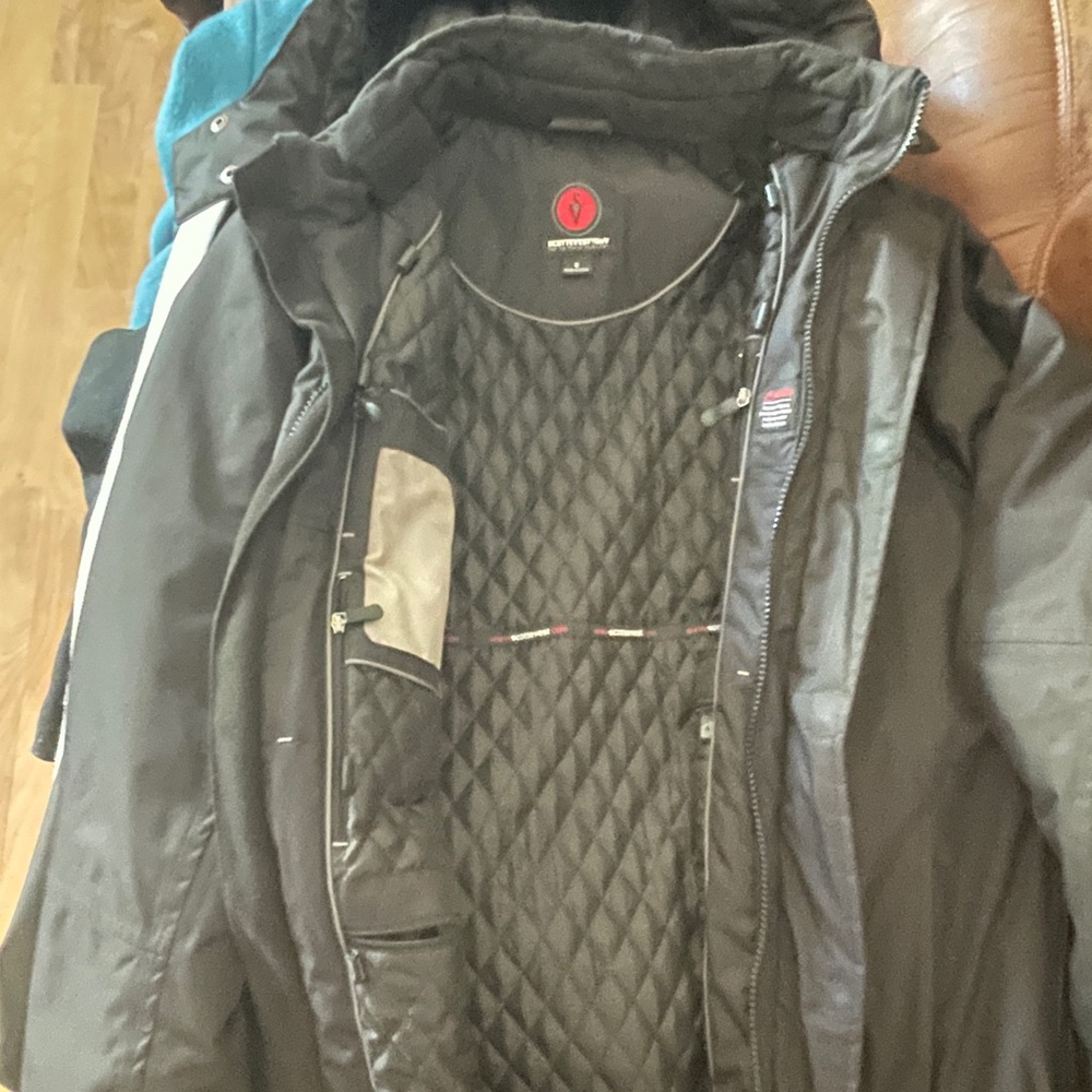 Scottevest jacket with TONS of pockets